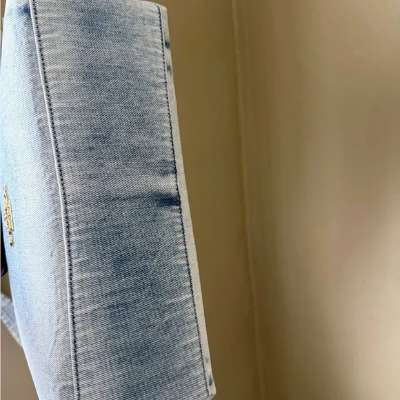 Sold. Coach Laurel in Loved denim bag with Charm. Authentic / NWT - Picture 6 of 10